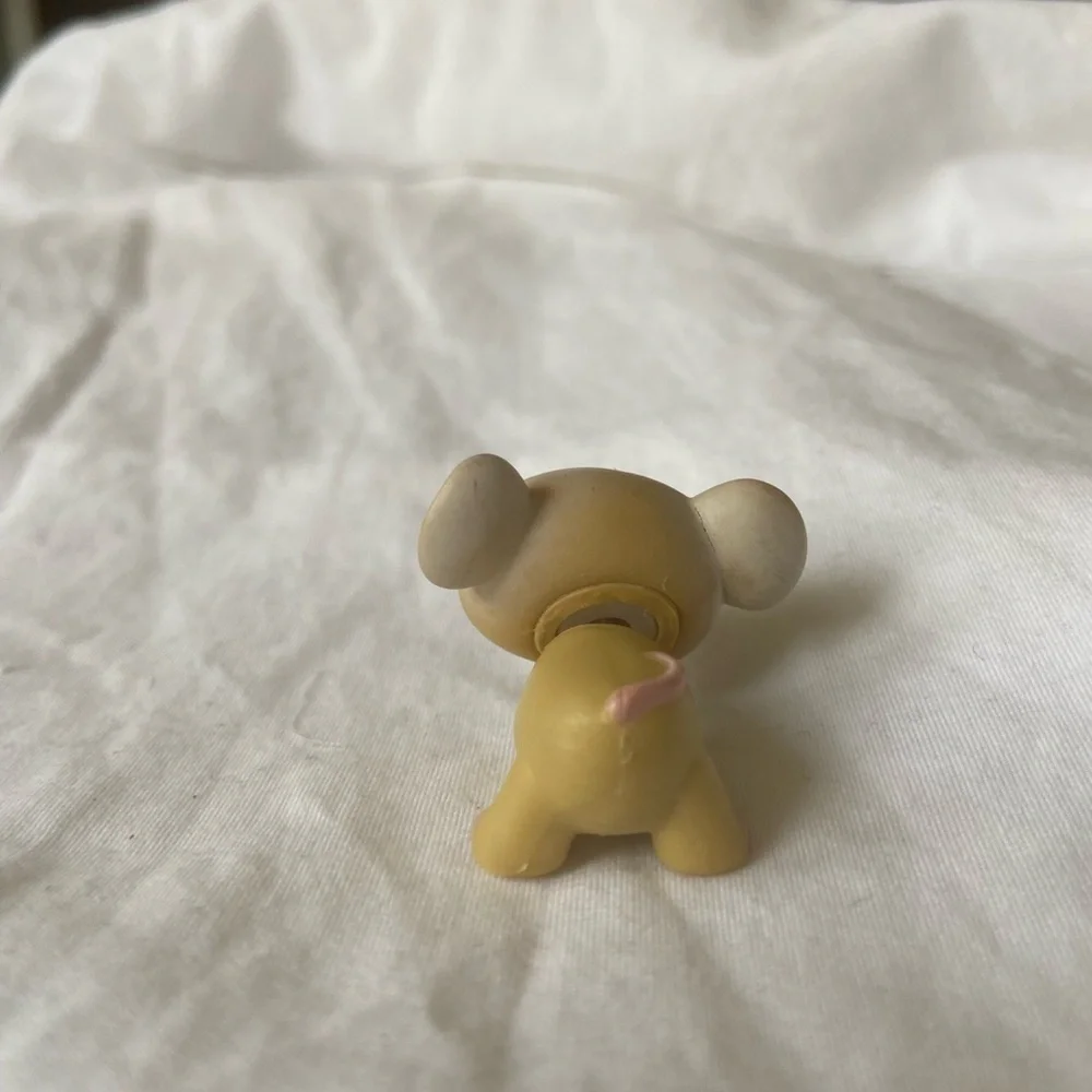 Littlest Pet Shop littlest pet